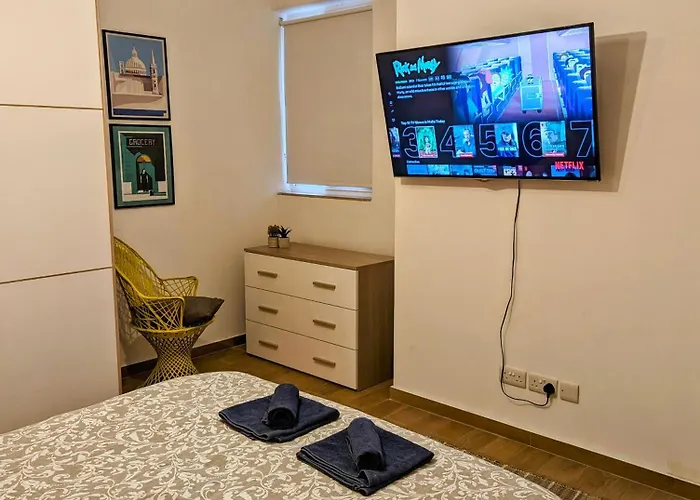 Stylish & Quiet 2bed 2bath Between Valletta & Sliema Apartamento *