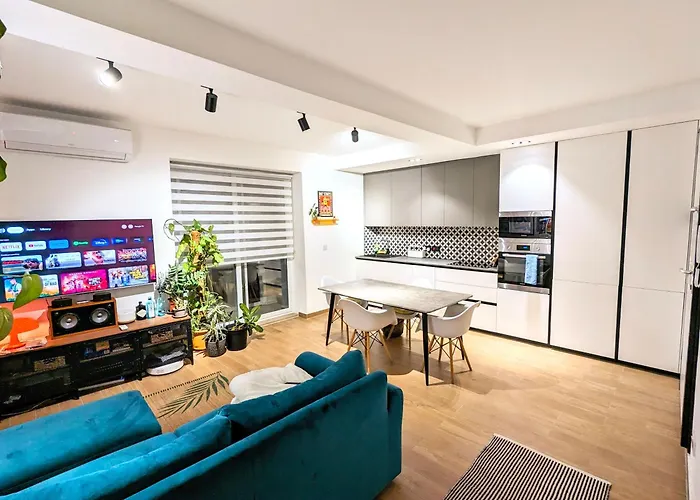 Stylish & Quiet 2bed 2bath Between Valletta & Sliema Msida