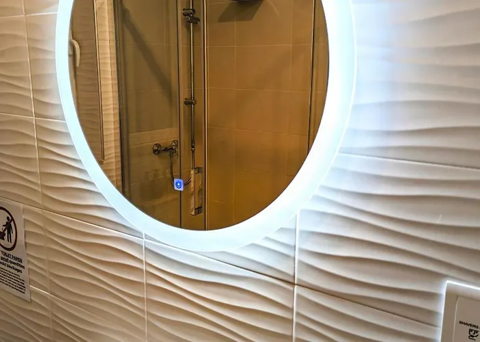 Stylish & Quiet 2bed 2bath Between Valletta & Sliema *